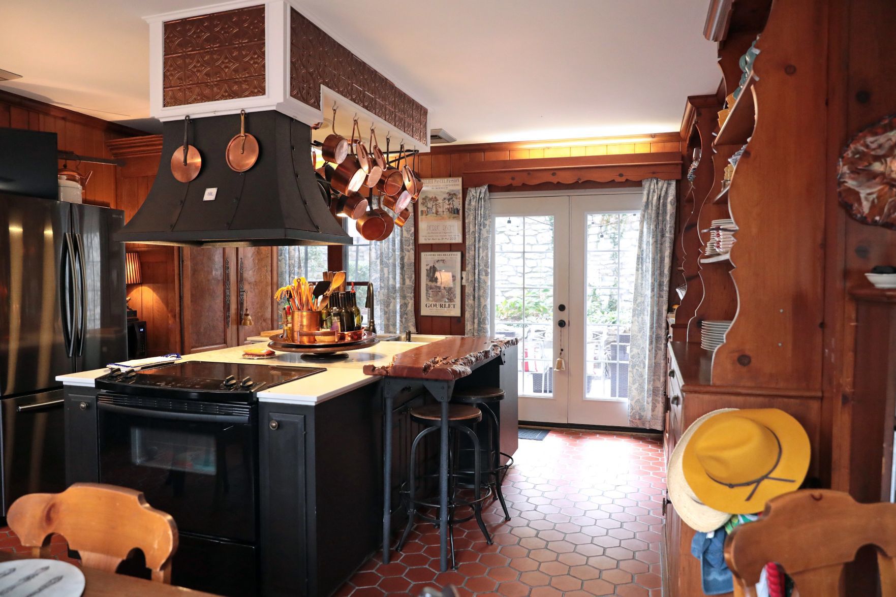 At Home: Kirk and Cindy Verseman's historic home in Elsah